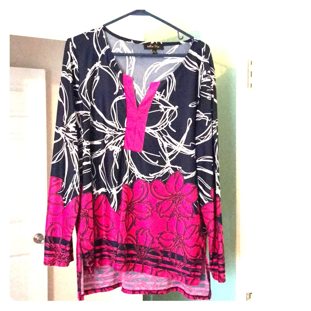 Navy and pink poly blouse
